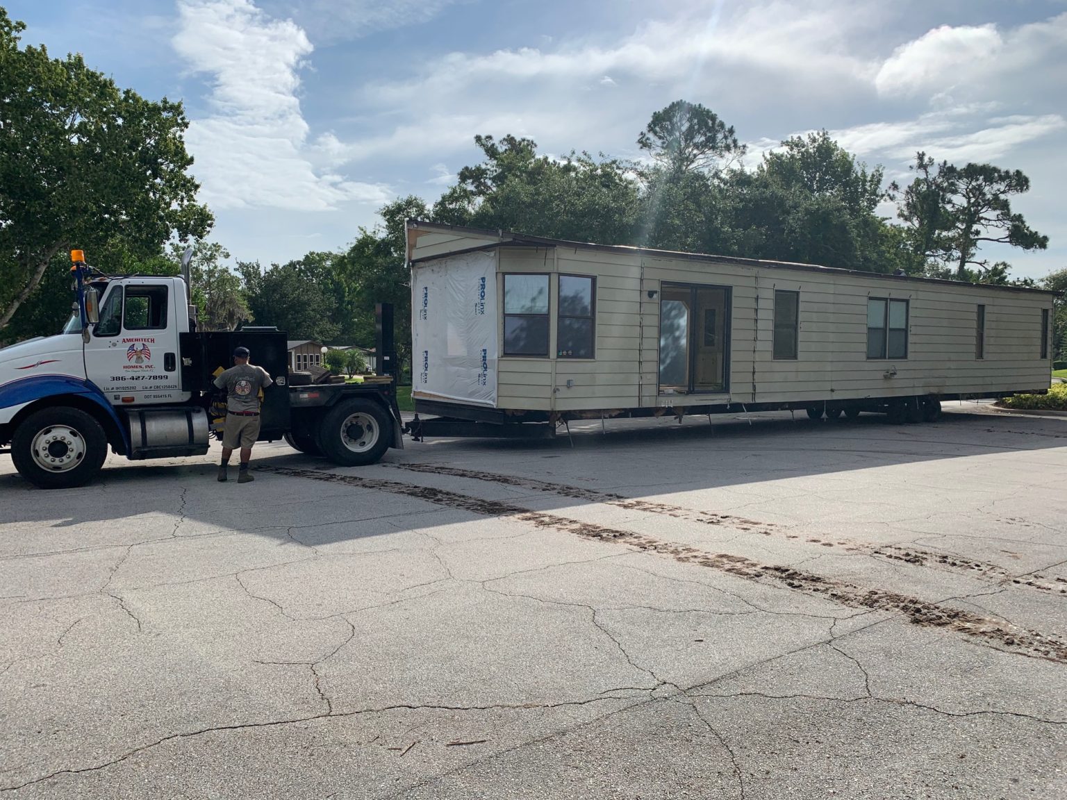 Is It Better to Buy Land or Pay Lot Rent in a Manufactured Home